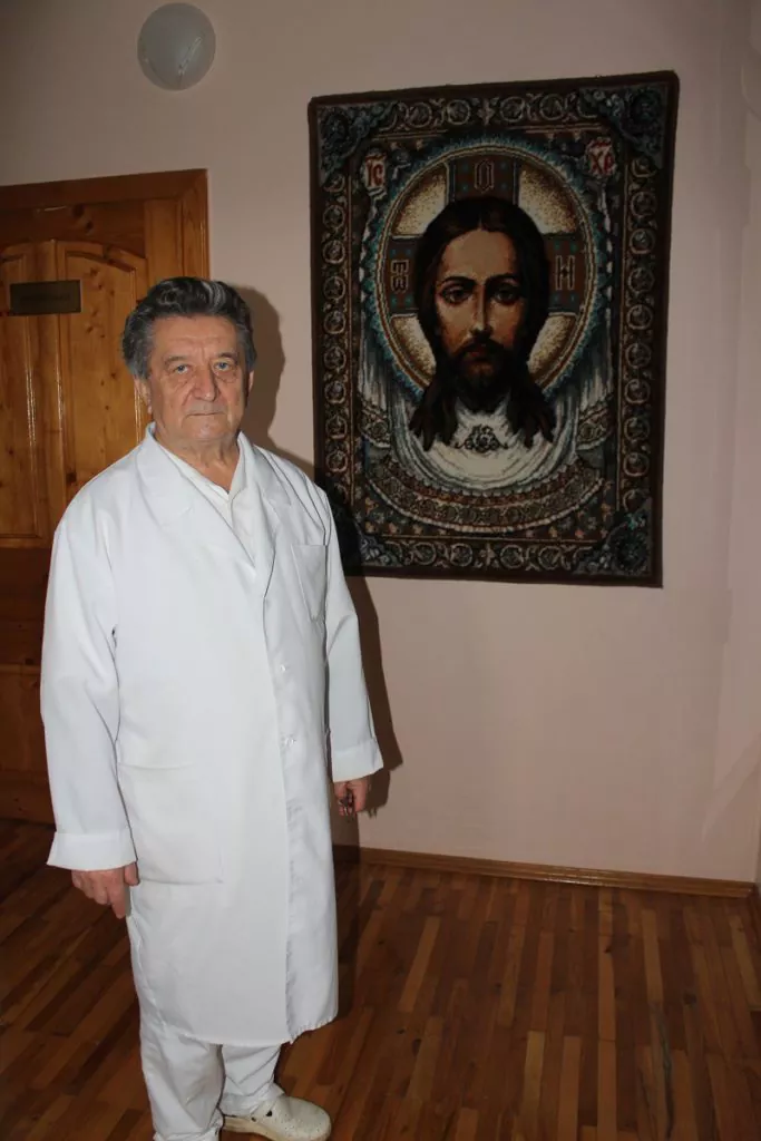 В Ужгороде проводят операции без боли, разрезов и крови (со Степаном Биляком разговаривала Ольга Монастырская) фото